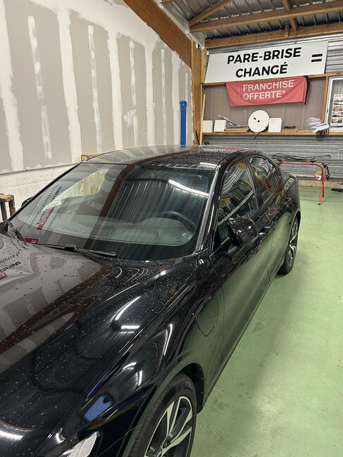 VOLVO S60 RAPID PARE BRISE MORLAIX.jpg